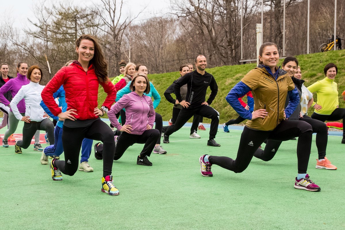 Социальный спорт. Занятия по спорту на улице. Виды спорта на улице. Социальный фитнес. Занятия спортом на улице коронавирус.