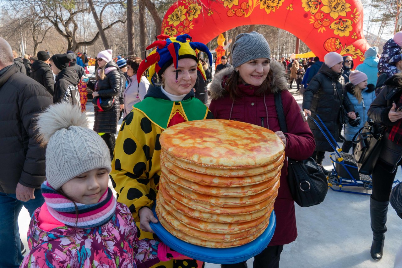 Масленица в парк Гагарина в Южно-Сахалинске