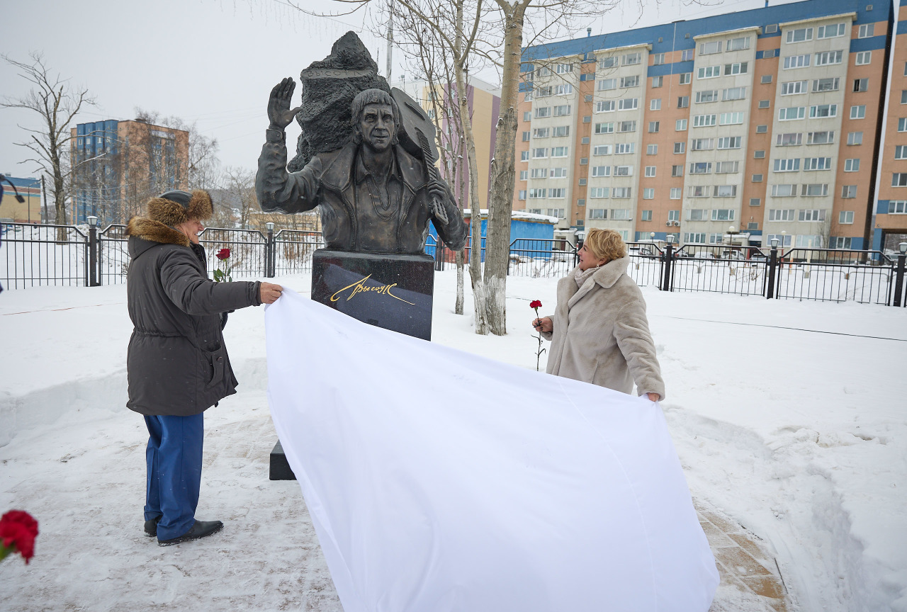 пыль на комоде высоцкий