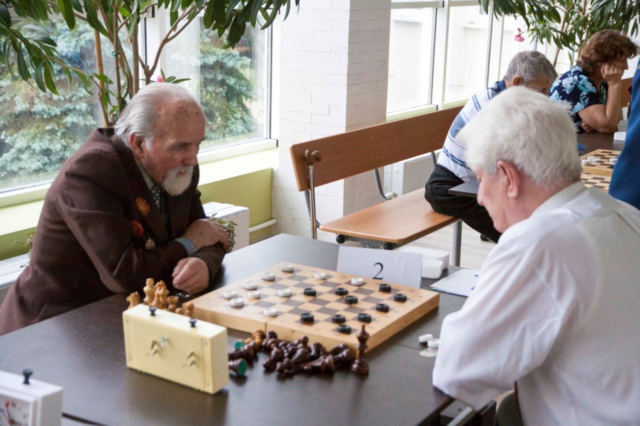 Шахматы среди ветеранов