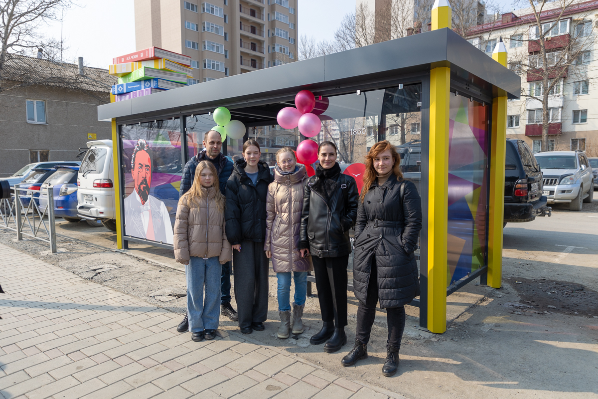 CitySakh.ru - Дизайн новых автобусных остановок в Южно-Сахалинске создали  школьники