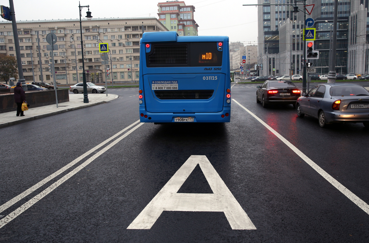 CitySakh.ru - На улице Ленина появится выделенная полоса для автобусов