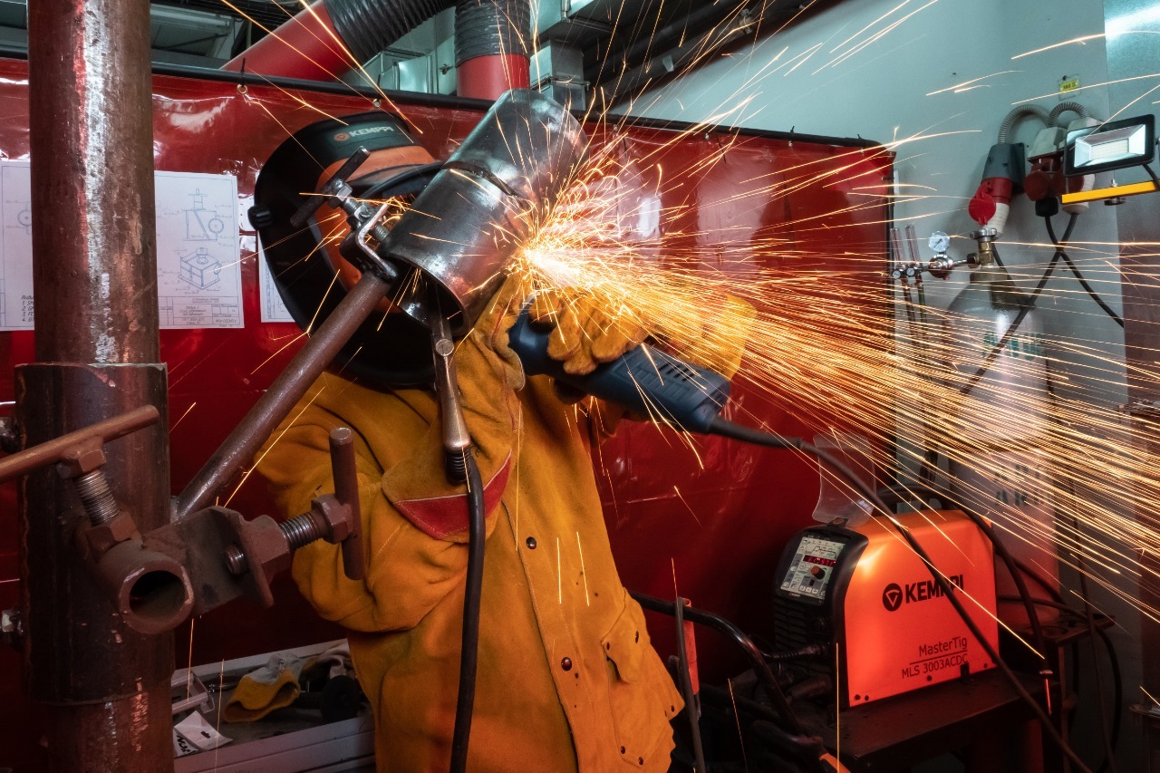 Обучение сварке. Ворлдскиллс сварочные технологии. WORLDSKILLS сварка. Сварщик подготовка. Технология сварки.