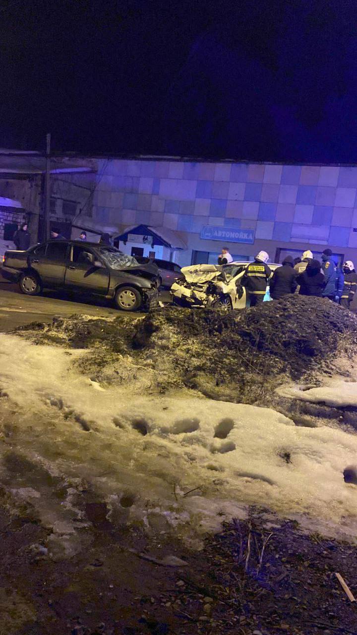 CitySakh.ru - На Сахалине в жесткой аварии погибла женщина-водитель, три  человека попали в больницу