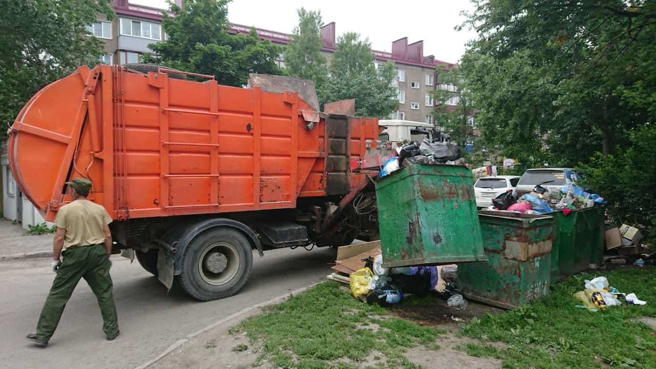 CitySakh.ru - Администрация Южно-Сахалинска требует изменить подход к  уборке мусорных площадок