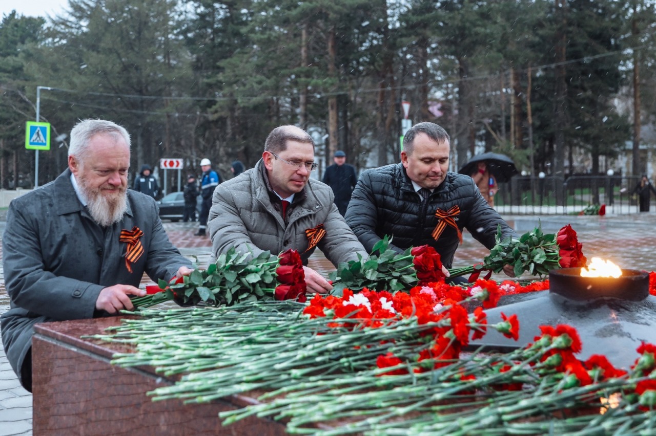 Вечный огонь Южно Сахалинск