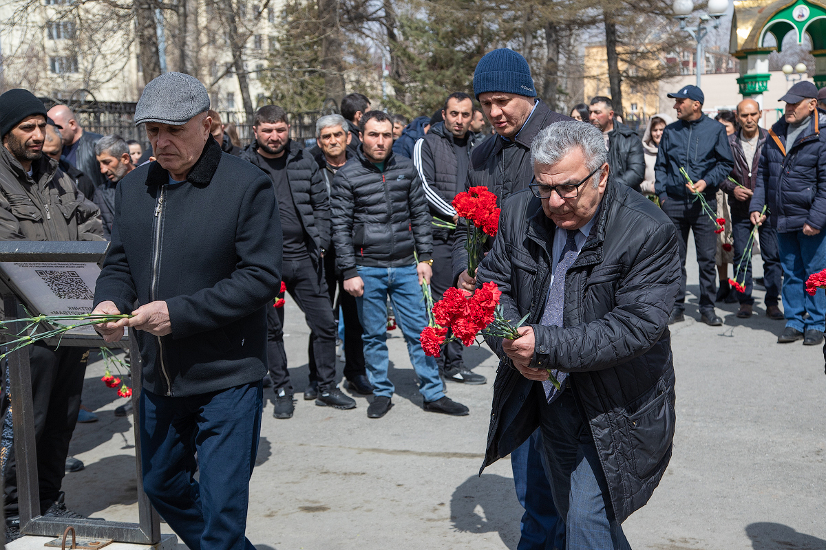 CitySakh.ru - Траурная церемония памяти жертв геноцида армян прошла в Южно -Сахалинске